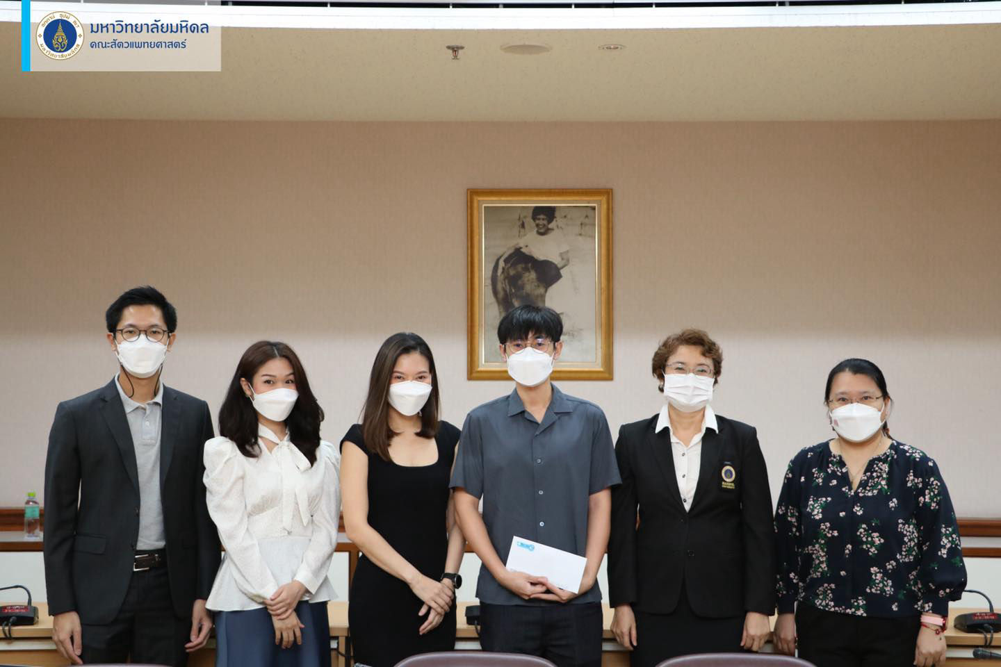 ทุนจากโรงพยาบาลสัตว์ทองหล่อ ในฐานะผู้ที่มีผลการเรียนดีเด่นของสาขาวิชาคลินิกสัตว์เล็กประจำปี 2564